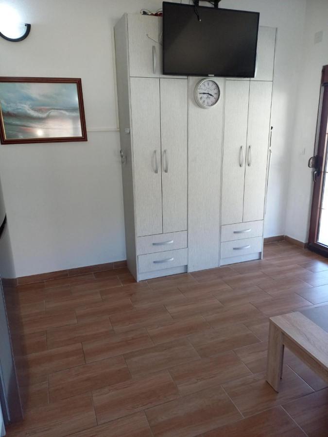 Villa Ivan Risan Exteriör bild