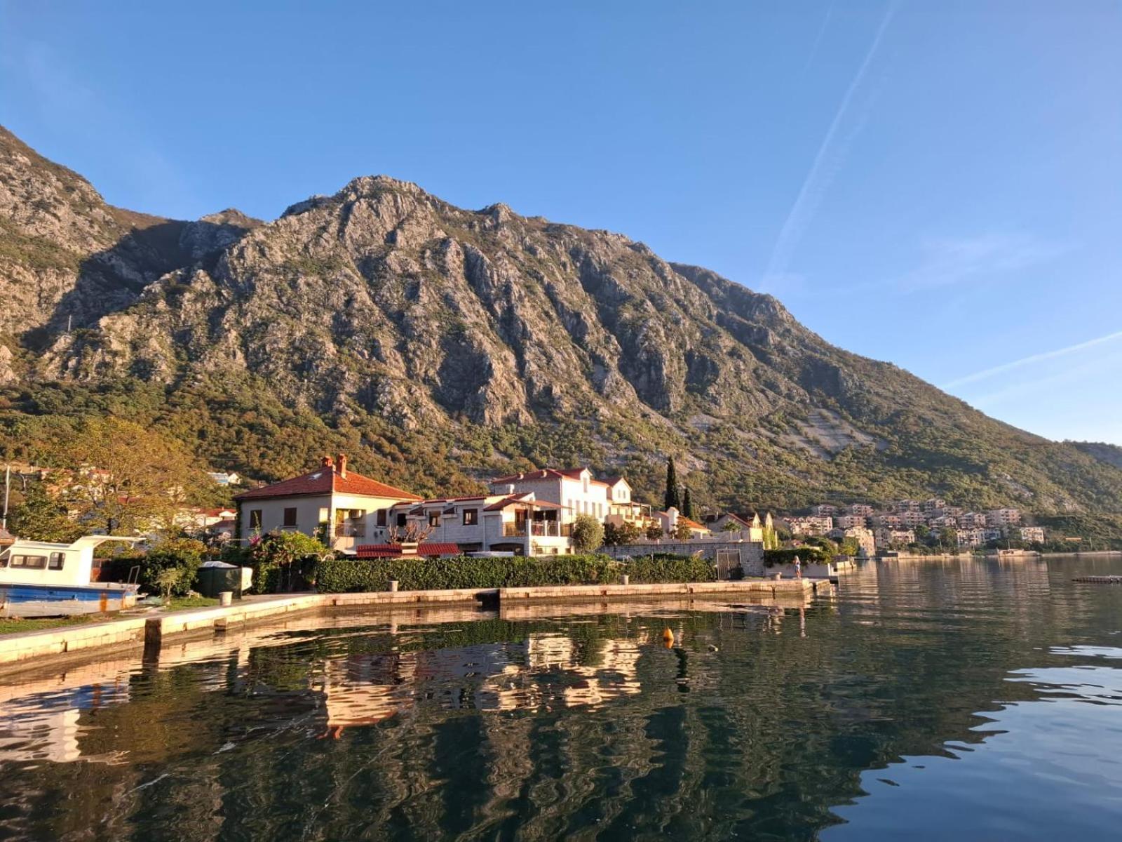 Villa Ivan Risan Exteriör bild